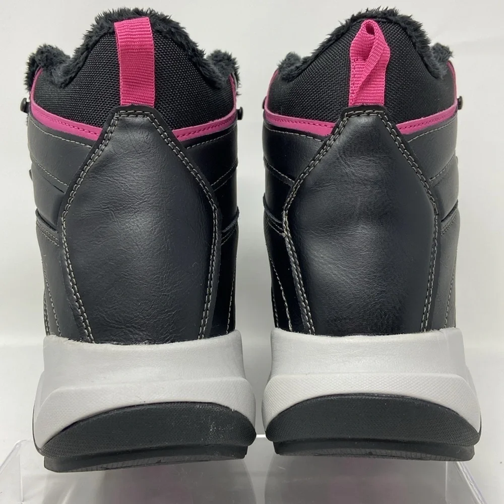 NWOT KHOMBU Hybrid Black & Pink Winter Boots Size 8